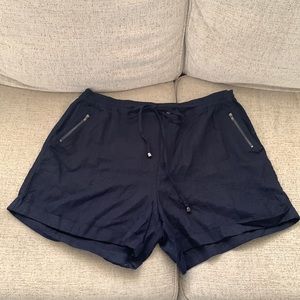 IRIS Navy Blue High-Waisted Linen-Blend Cuffed Shorts 2X